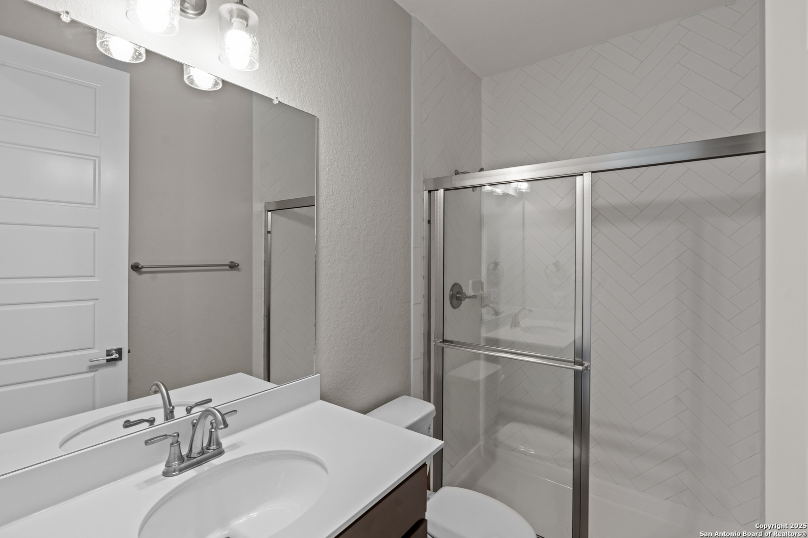 310 Vamanos Boerne TX 78006