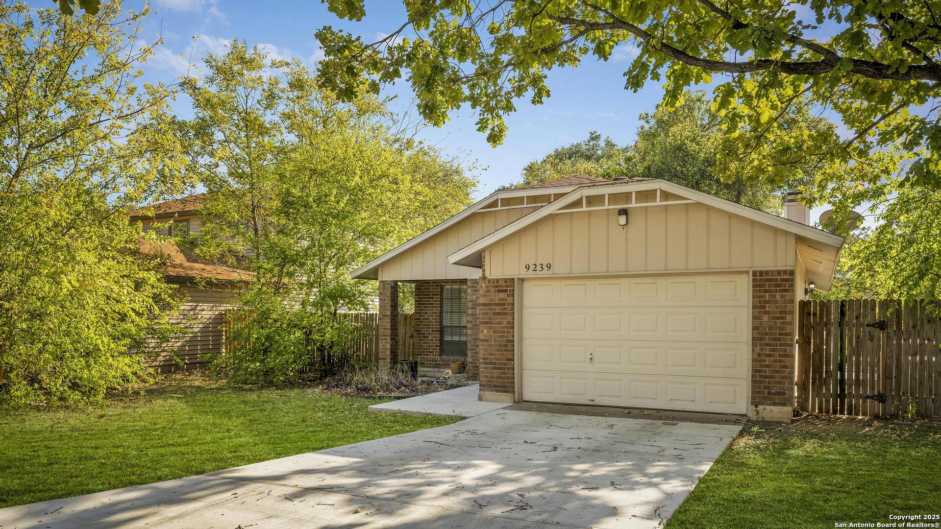 9239 Mirecourt San Antonio TX 78250