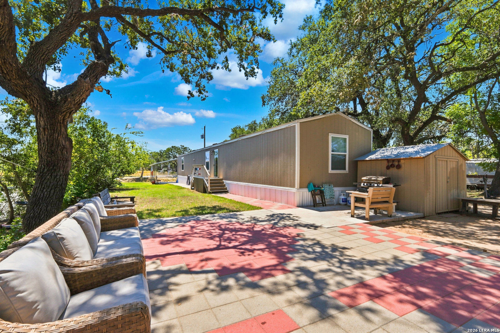 735 Park Street Pleasanton TX 78064