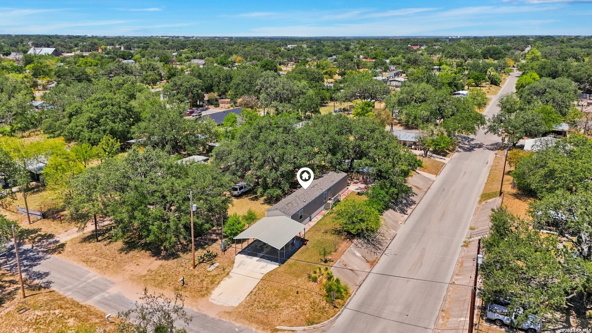 735 Park Street Pleasanton TX 78064