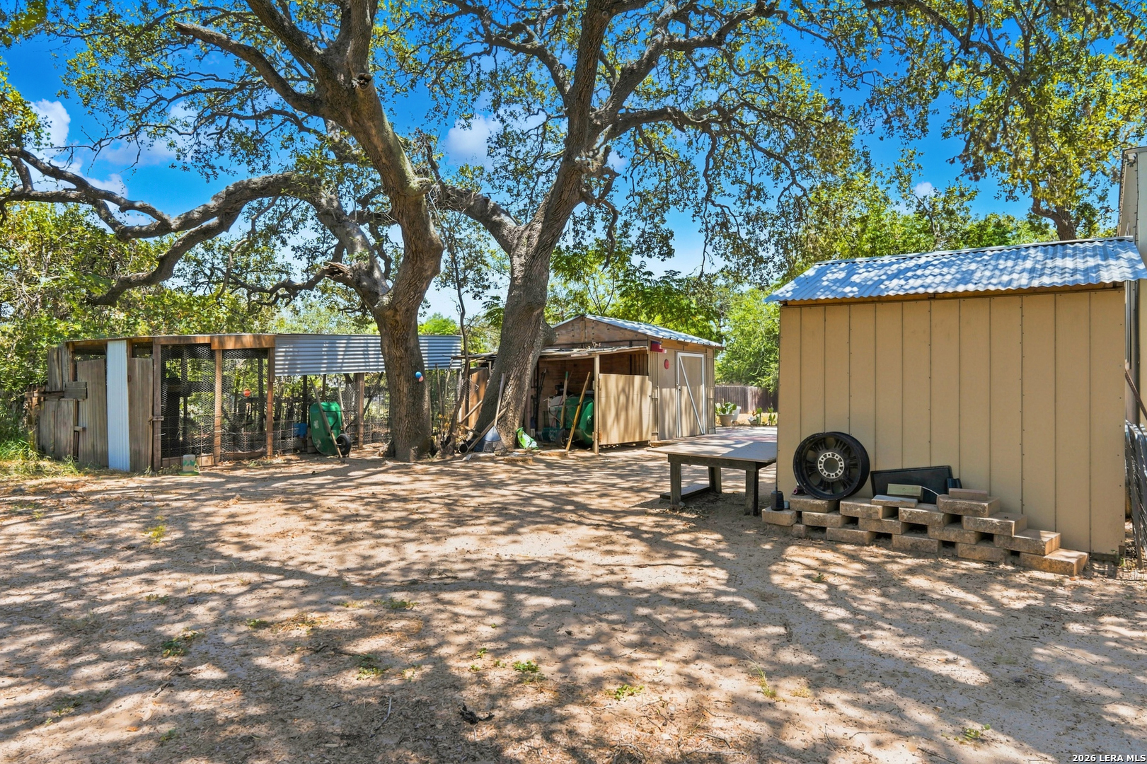 735 Park Street Pleasanton TX 78064