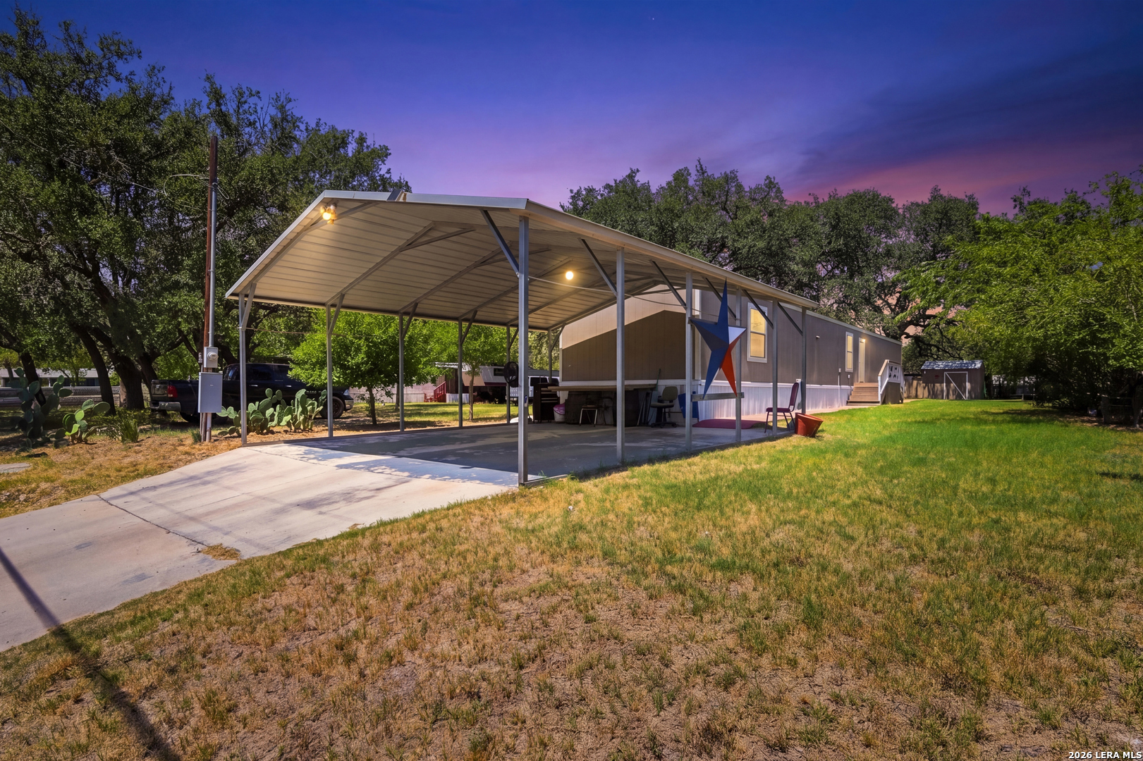 735 Park Street Pleasanton TX 78064