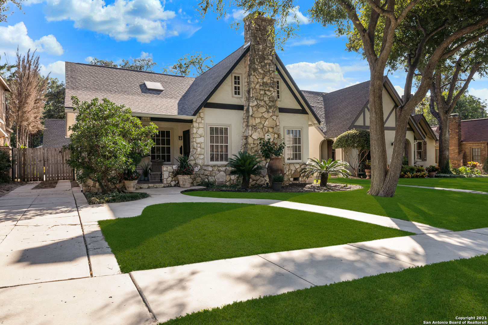 110 W Lullwood Avenue San Antonio TX 78212