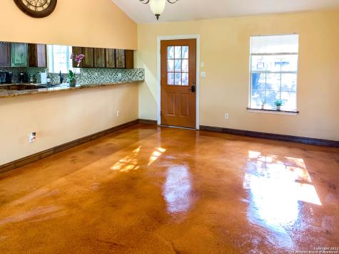 208 Scenic Mountain Drive Lakehills TX 78063