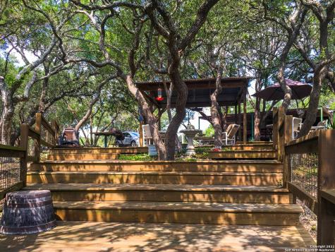 208 Scenic Mountain Drive Lakehills TX 78063