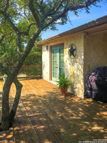 208 Scenic Mountain Drive Lakehills TX 78063