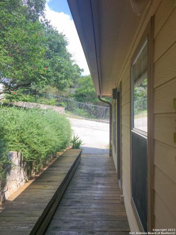 208 Scenic Mountain Drive Lakehills TX 78063