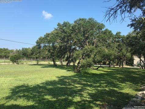 208 Scenic Mountain Drive Lakehills TX 78063