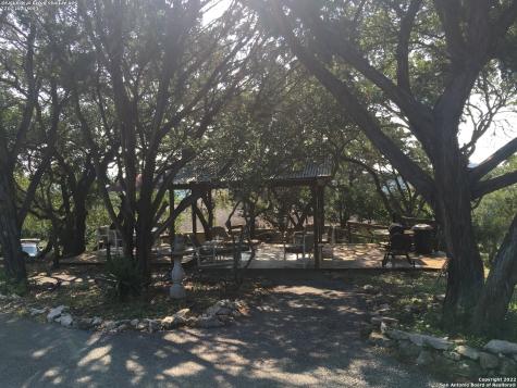 208 Scenic Mountain Drive Lakehills TX 78063