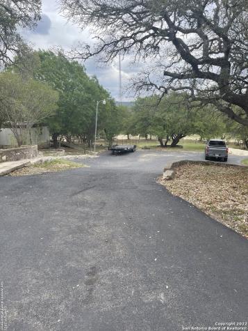 208 Scenic Mountain Drive Lakehills TX 78063