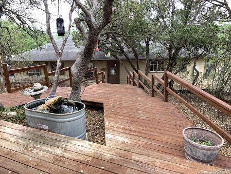 208 Scenic Mountain Drive Lakehills TX 78063