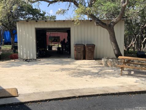 208 Scenic Mountain Drive Lakehills TX 78063