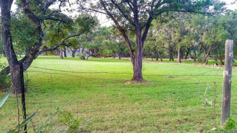 208 Scenic Mountain Drive Lakehills TX 78063