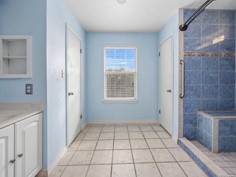 15714 Knollcircle San Antonio TX 78247