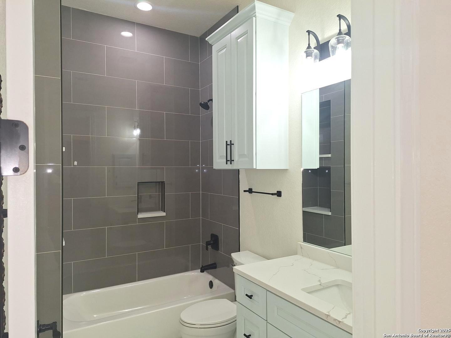 15504 Capri Selma TX 78154
