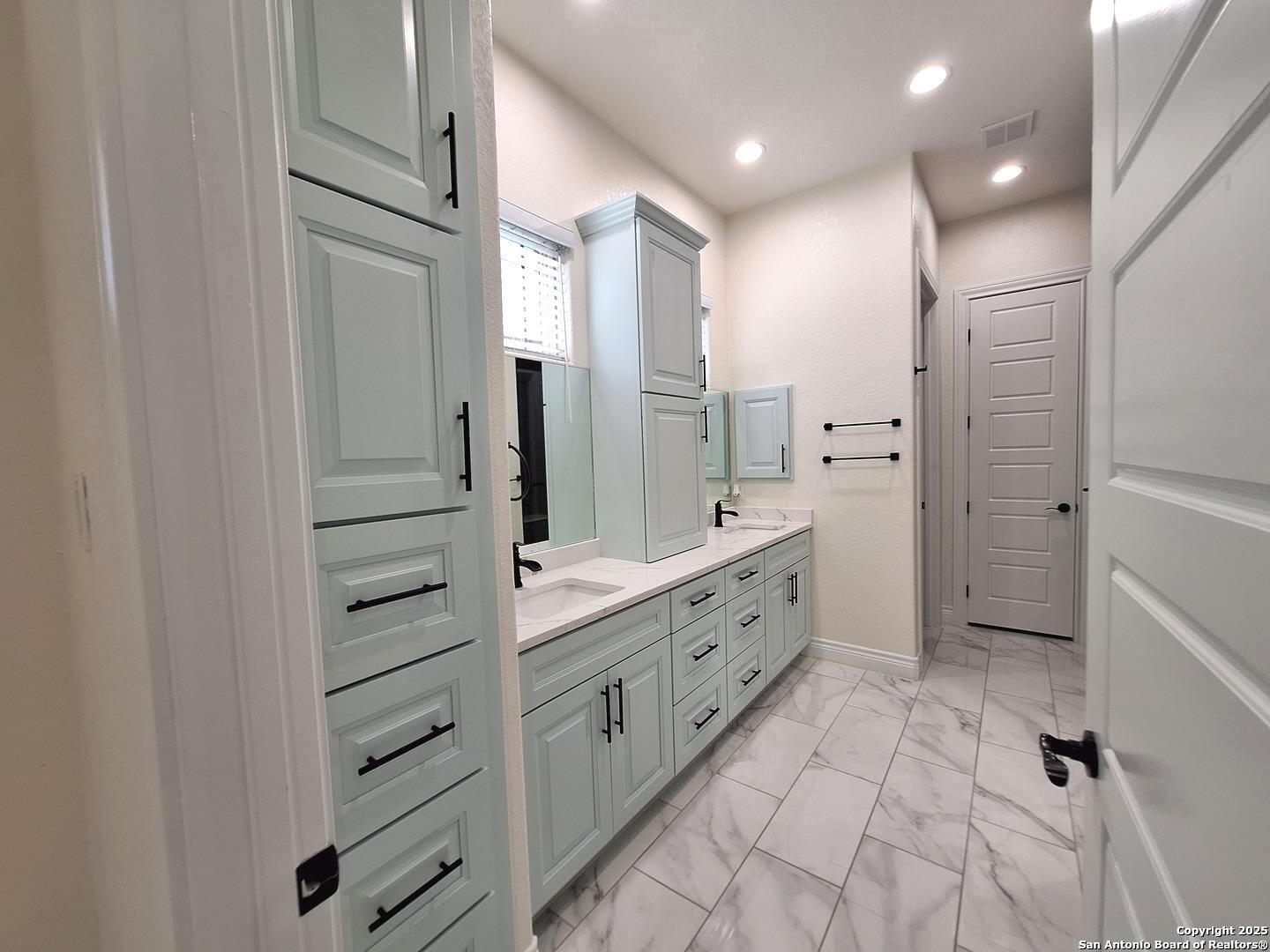 15504 Capri Selma TX 78154