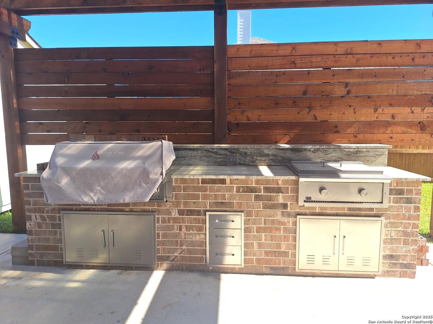 15504 Capri Selma TX 78154