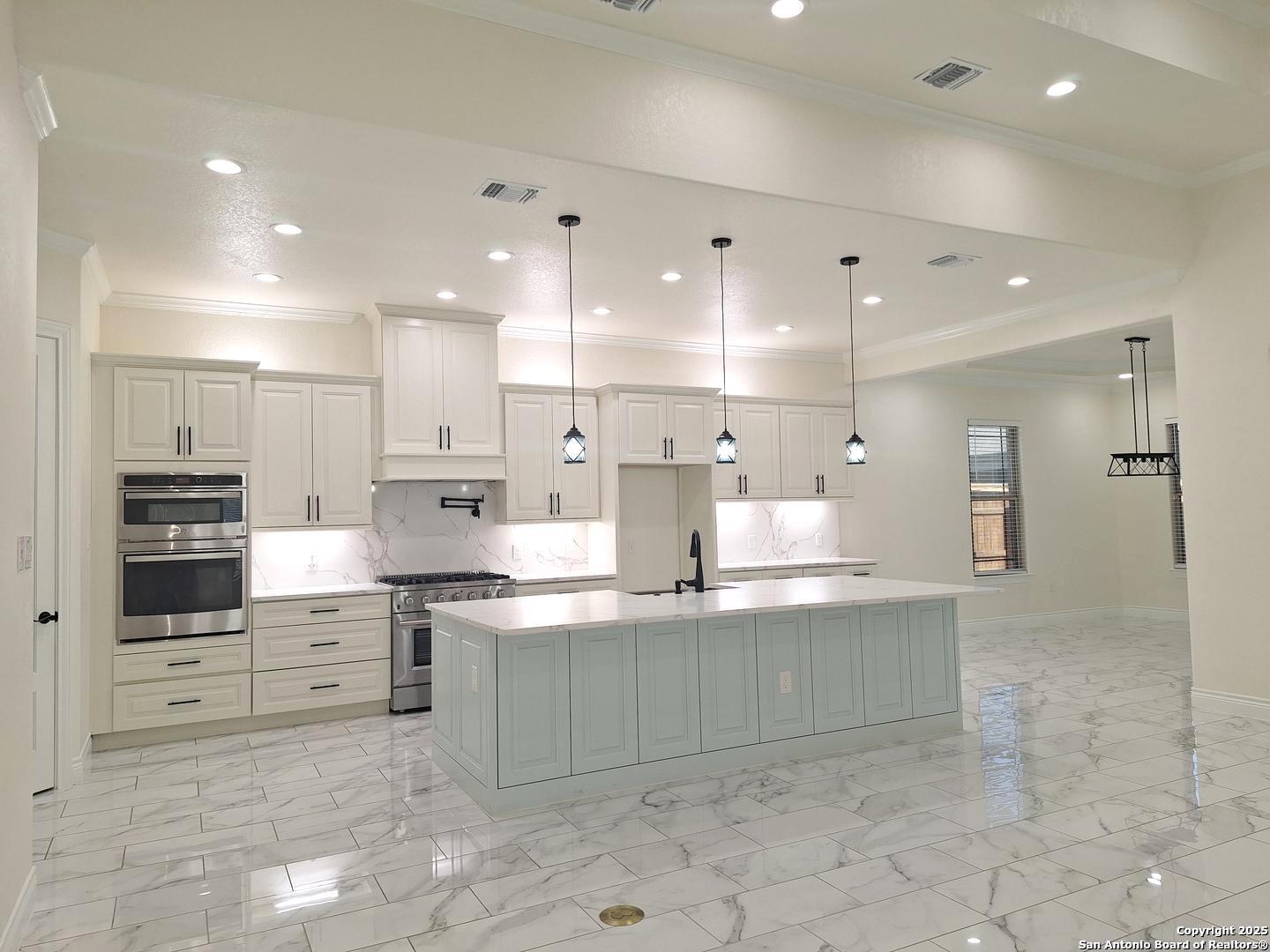 15504 Capri Selma TX 78154