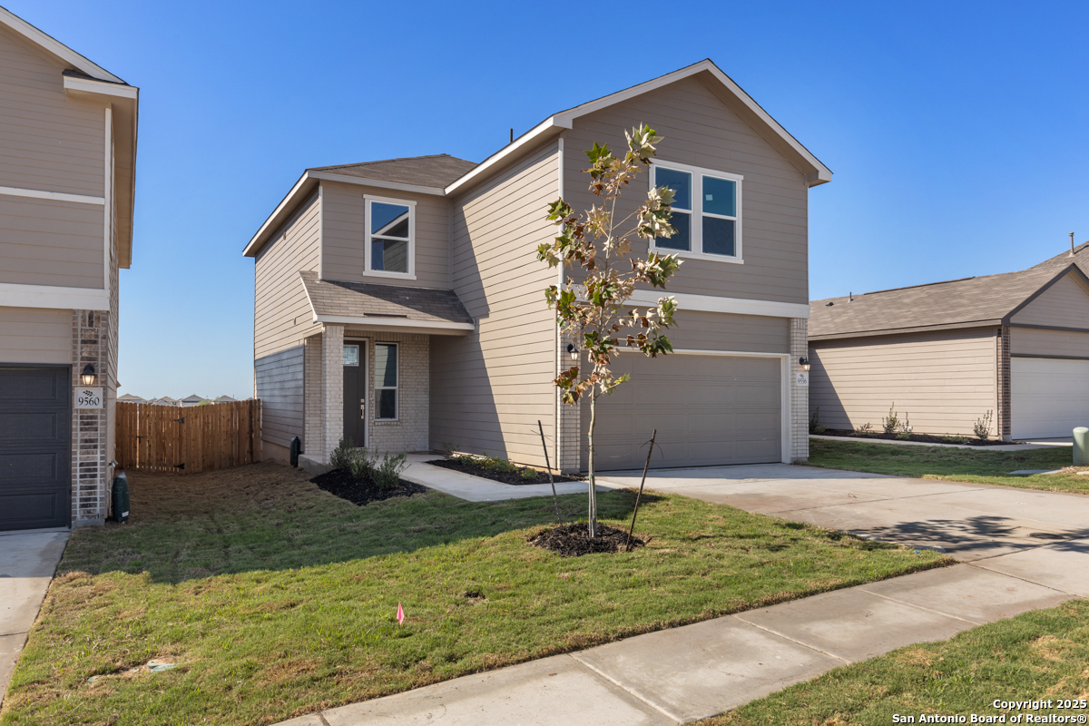9556 Griffith Run Converse TX 78109