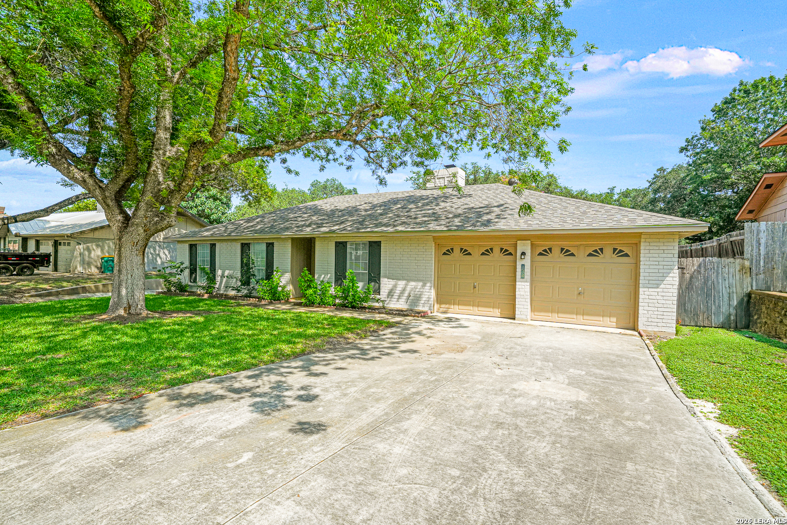 134 High Oak Universal City TX 78148