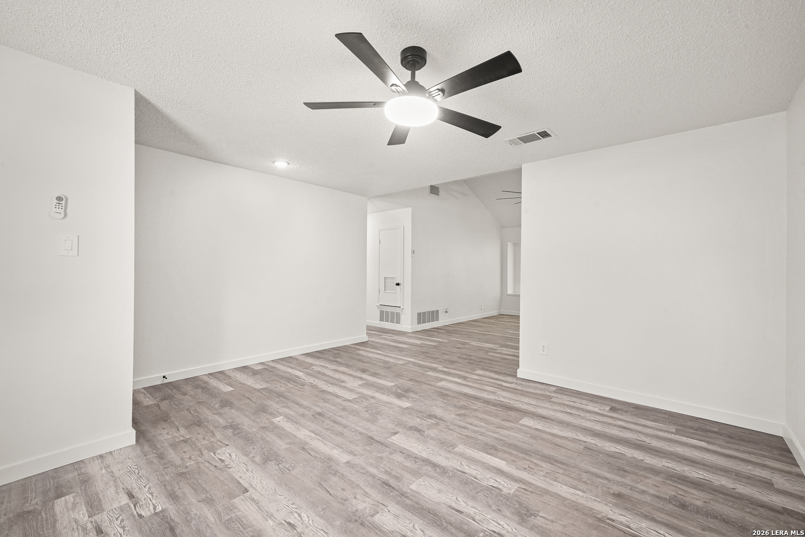 134 High Oak Universal City TX 78148
