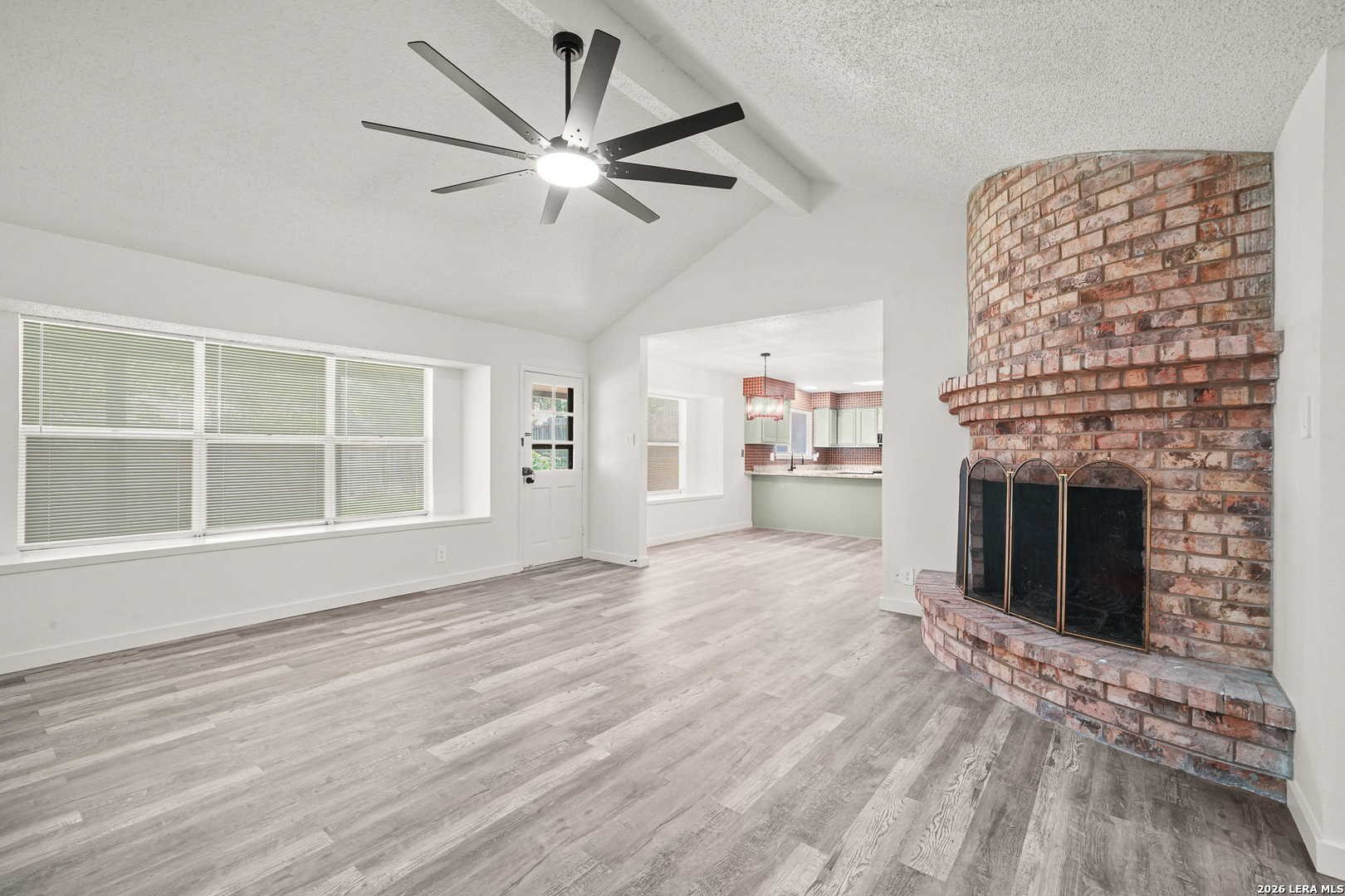 134 High Oak Universal City TX 78148