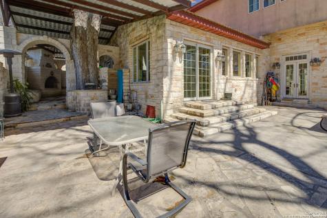 1684 Rocky River Canyon Lake TX 78133