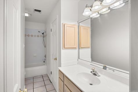 1051 Silver Hills Drive Boerne TX 78006