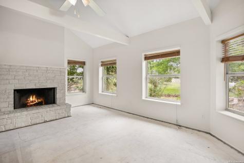 1051 Silver Hills Drive Boerne TX 78006