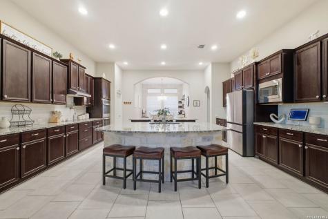 3208 Jasons Way Marion TX 78124