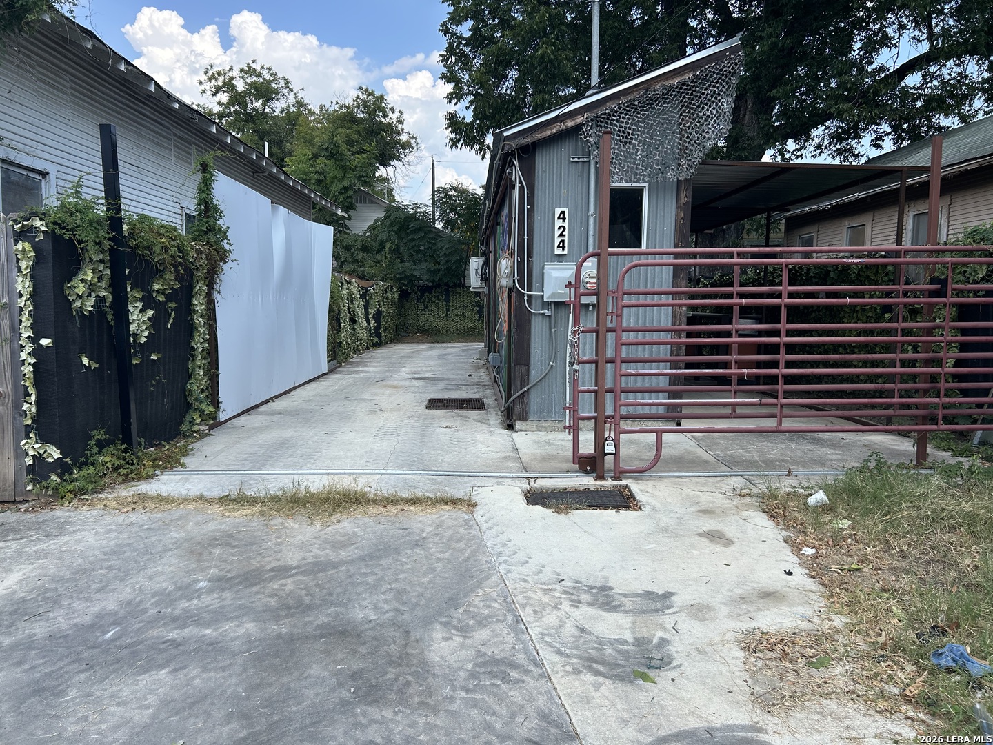 424 N Chupaderas San Antonio TX 78207