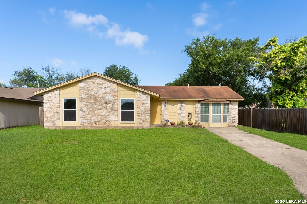 5867 Cliffbrier San Antonio TX 78250