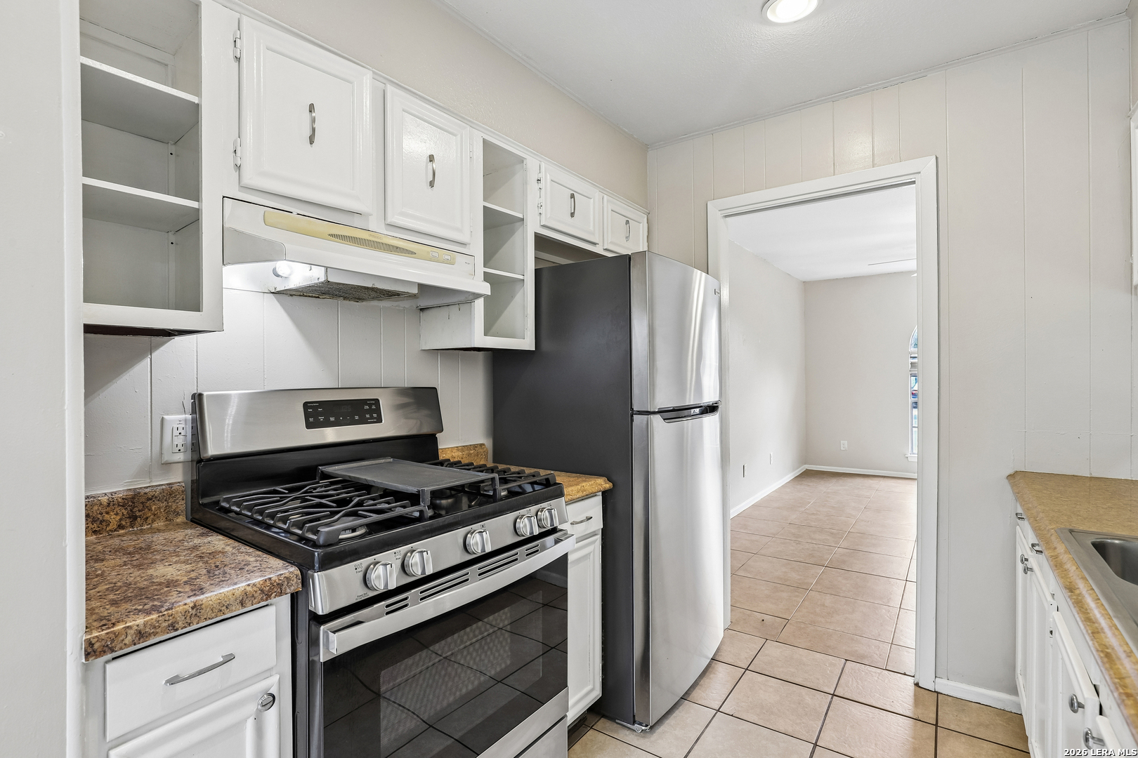 529 Willow Drive Converse TX 78109