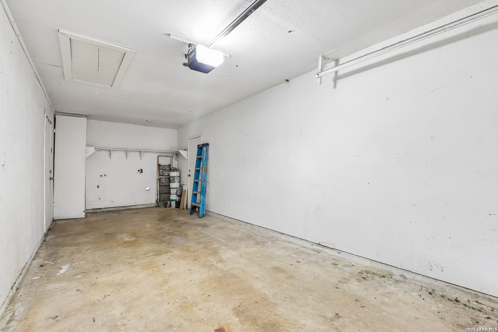 529 Willow Drive Converse TX 78109