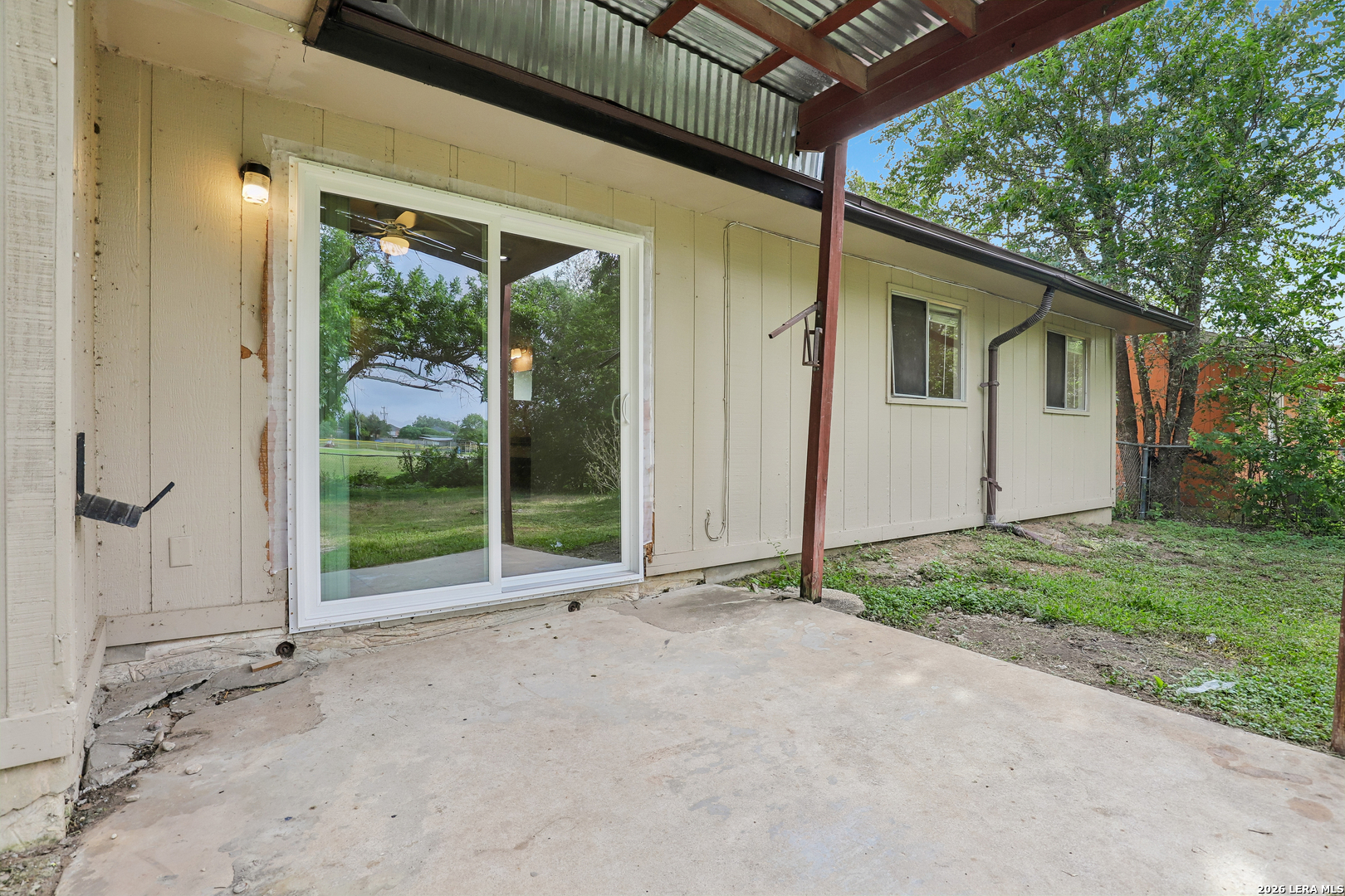 529 Willow Drive Converse TX 78109