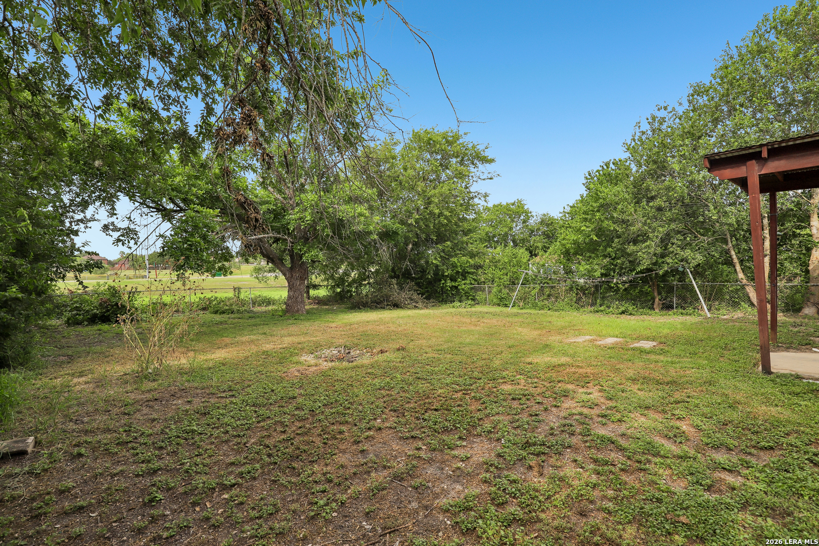 529 Willow Drive Converse TX 78109