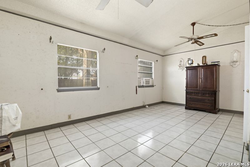 1366 W Villaret Boulevard San Antonio TX 78224