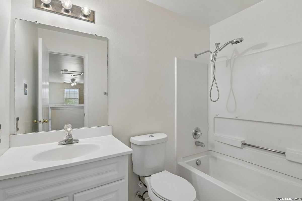 8807 Shaenwest San Antonio TX 78254