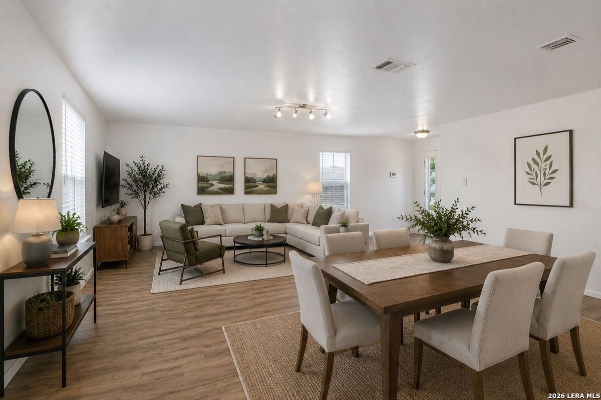 8807 Shaenwest San Antonio TX 78254