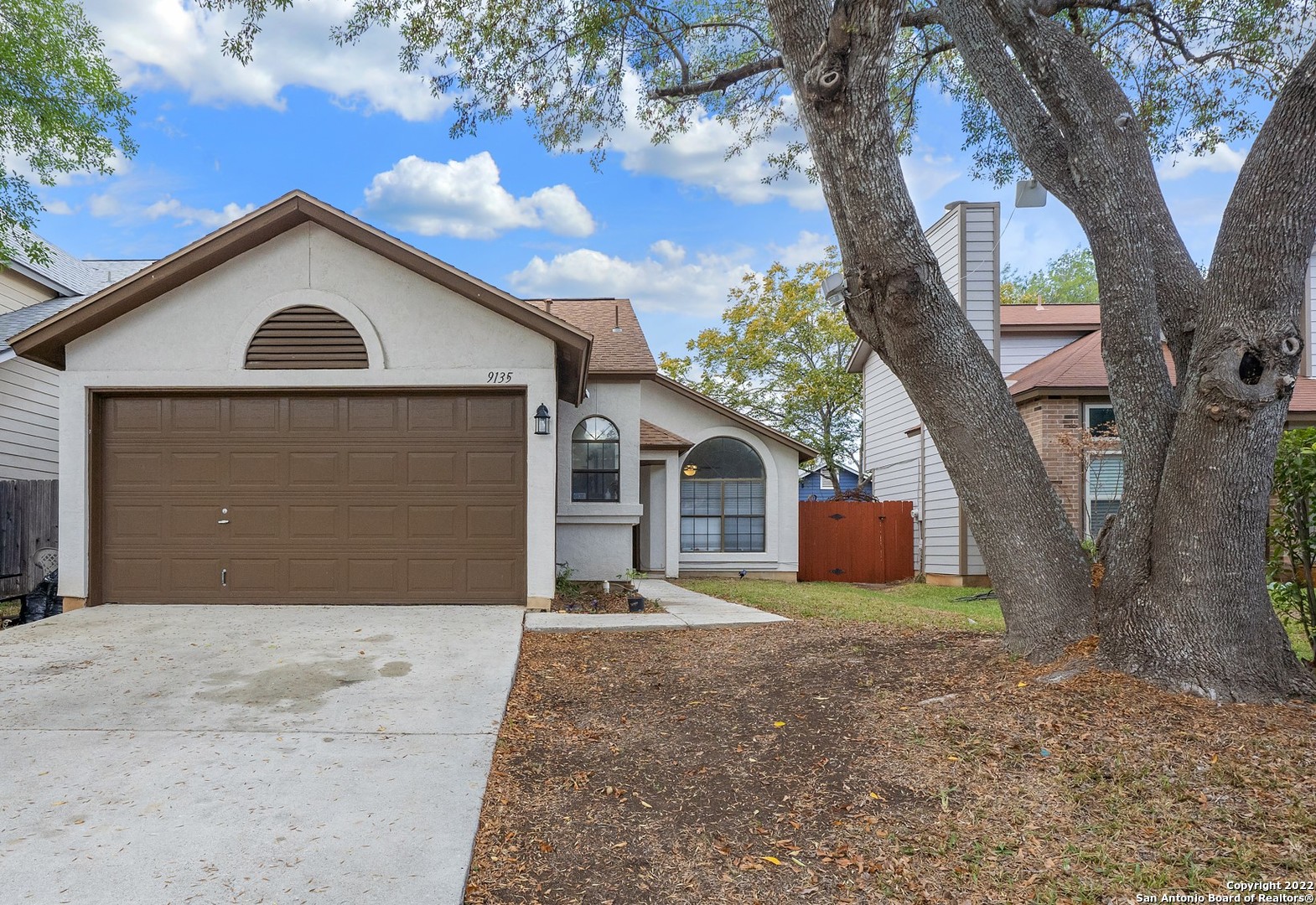 9135 Village Brown San Antonio TX 78250