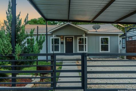 1506 W Wildwood Drive San Antonio TX 78201