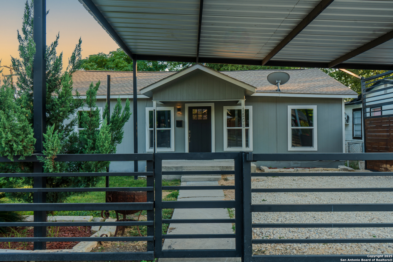 1506 W Wildwood Drive San Antonio TX 78201