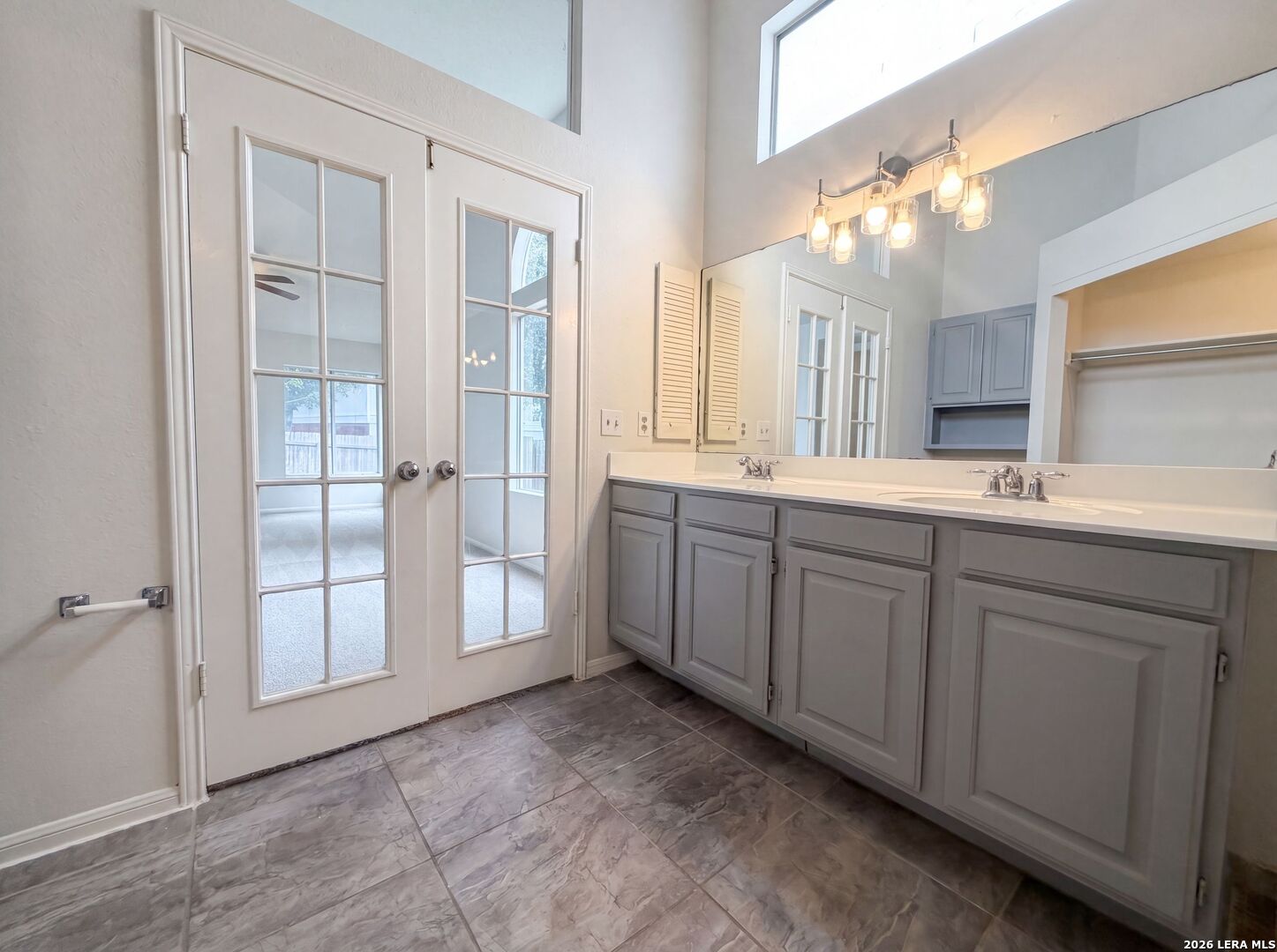 10842 Laurel Creek Converse TX 78109
