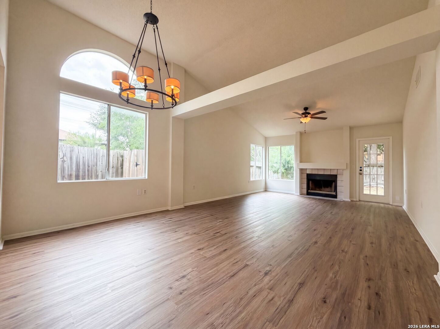 10842 Laurel Creek Converse TX 78109