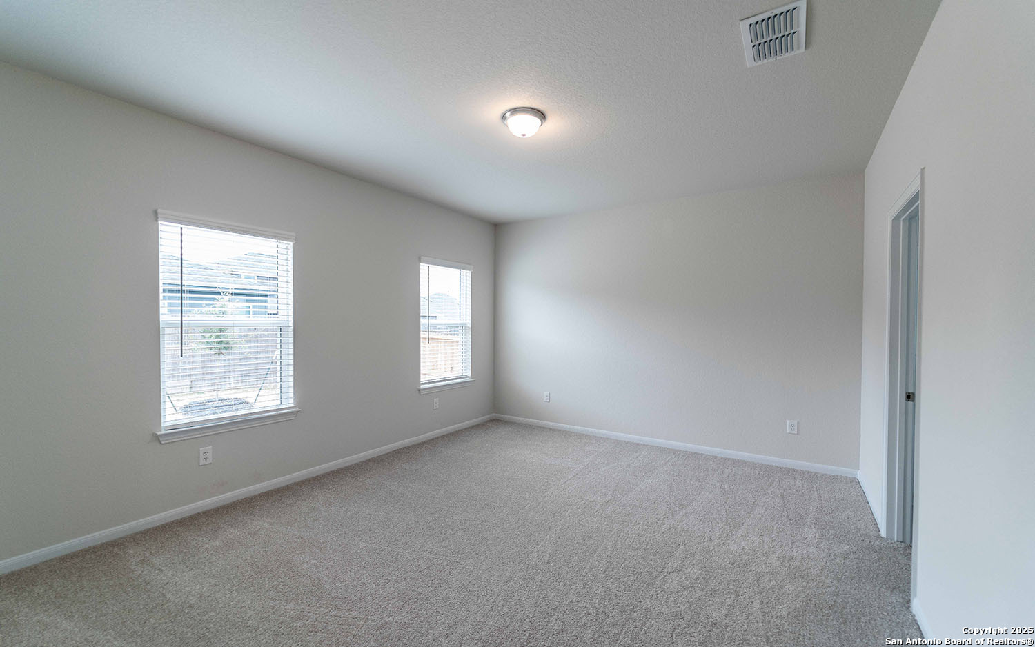 8908 Grey Elm Elmendorf TX 78112