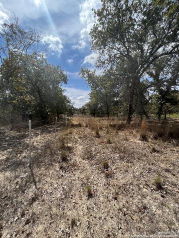 300 Deer Ridge Seguin TX 78155