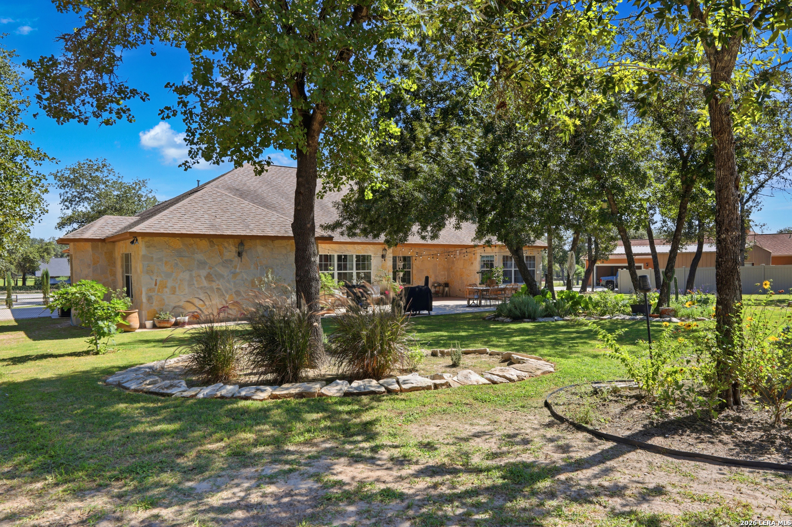 228 County Road 6864 Natalia TX 78059