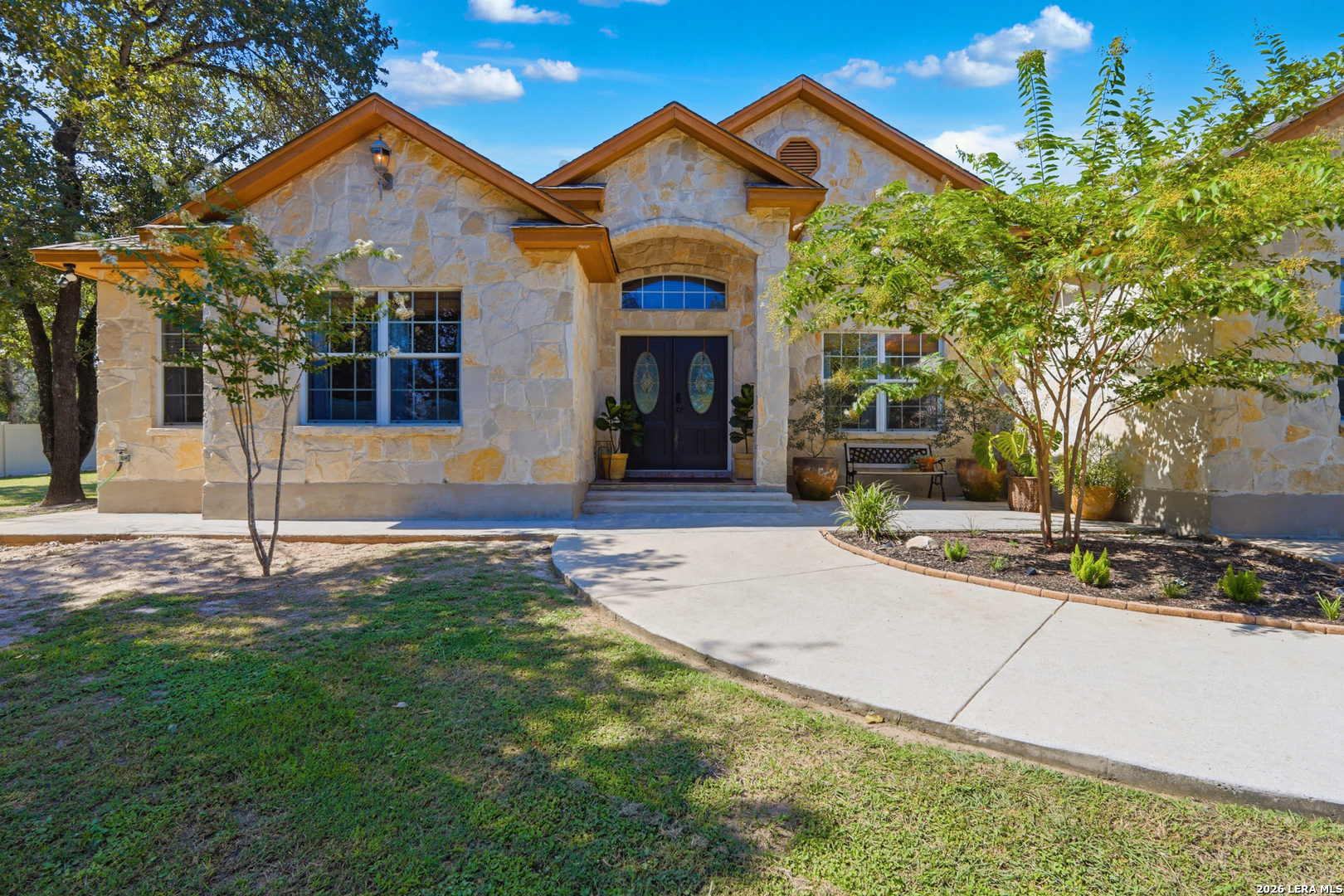 228 County Road 6864 Natalia TX 78059