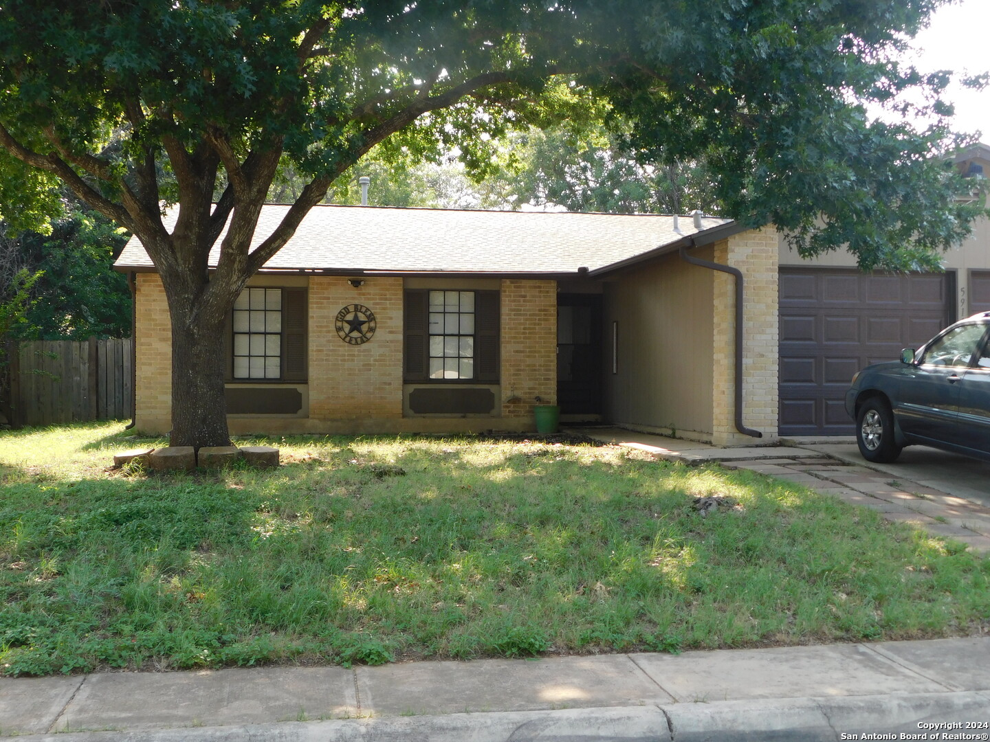 5911 Cliff Ridge Drive San Antonio TX 78250