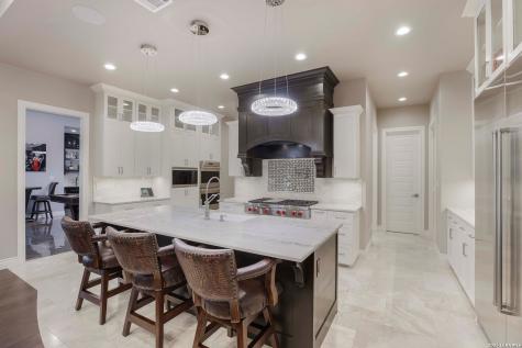 9734 Midsomer Place San Antonio TX 78255